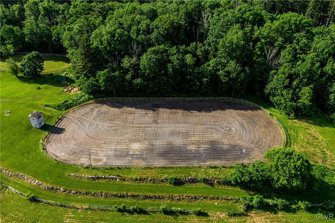 827 Pheasant Run Road Effort, PA 18330 - Photo 45 of 50