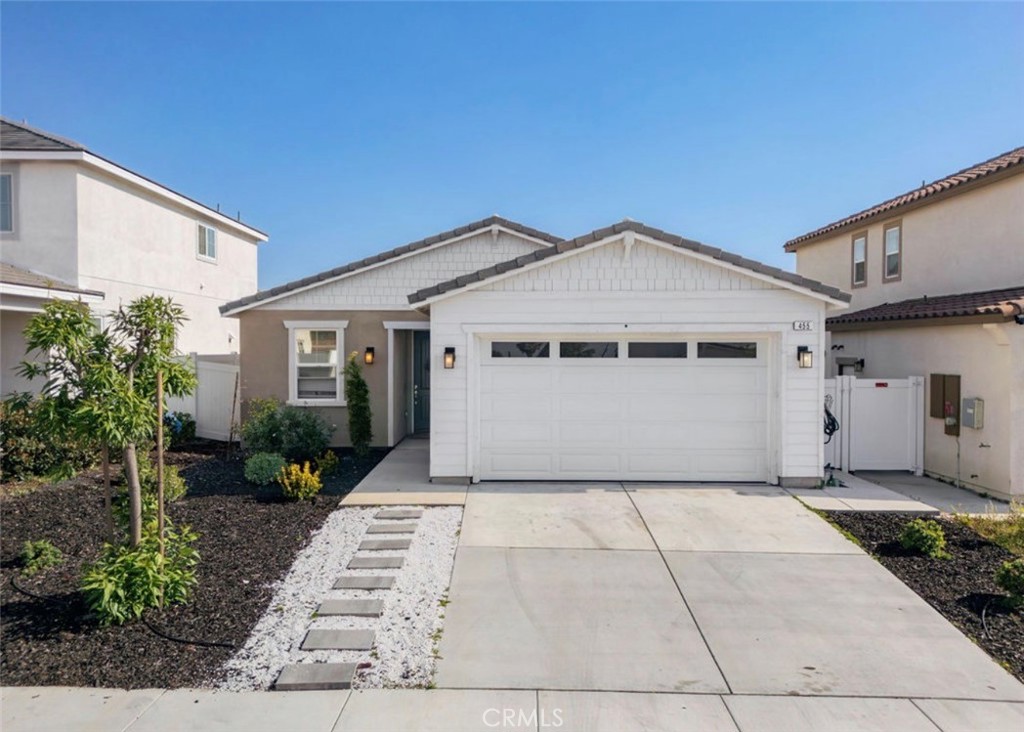 455 East Orchard Street Rialto, CA 92376 - Photo 1 of 1