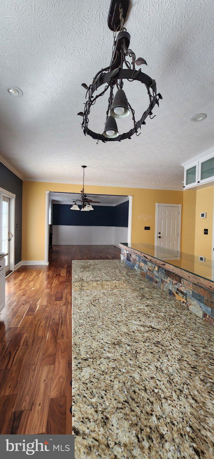 35175 Pheasant Ridge Road Locust Grove, VA 22508 - Photo 74 of 80 Charming kitchen with elegant finishes.