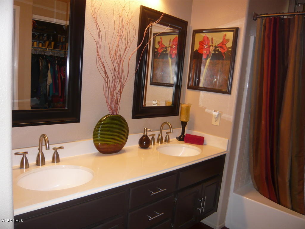 622 Perth Place Oxnard, CA 93035 - Photo 22 of 32 P1050667