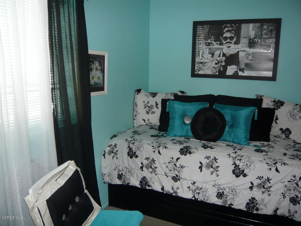 622 Perth Place Oxnard, CA 93035 - Photo 24 of 32 P1050671