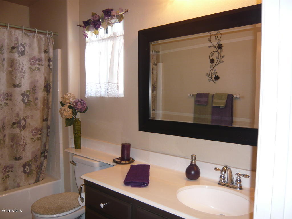 622 Perth Place Oxnard, CA 93035 - Photo 25 of 32 P1050670