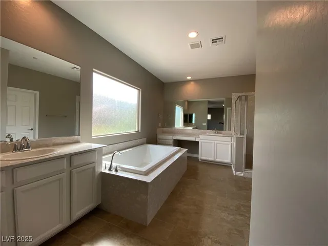 $2,900 | 1551 Mistywood Court, Henderson, NV 89014