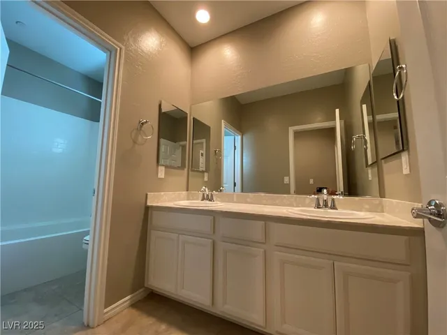 $2,900 | 1551 Mistywood Court, Henderson, NV 89014