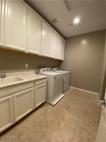 $2,900 | 1551 Mistywood Court, Henderson, NV 89014