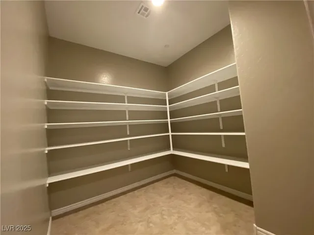 $2,900 | 1551 Mistywood Court, Henderson, NV 89014