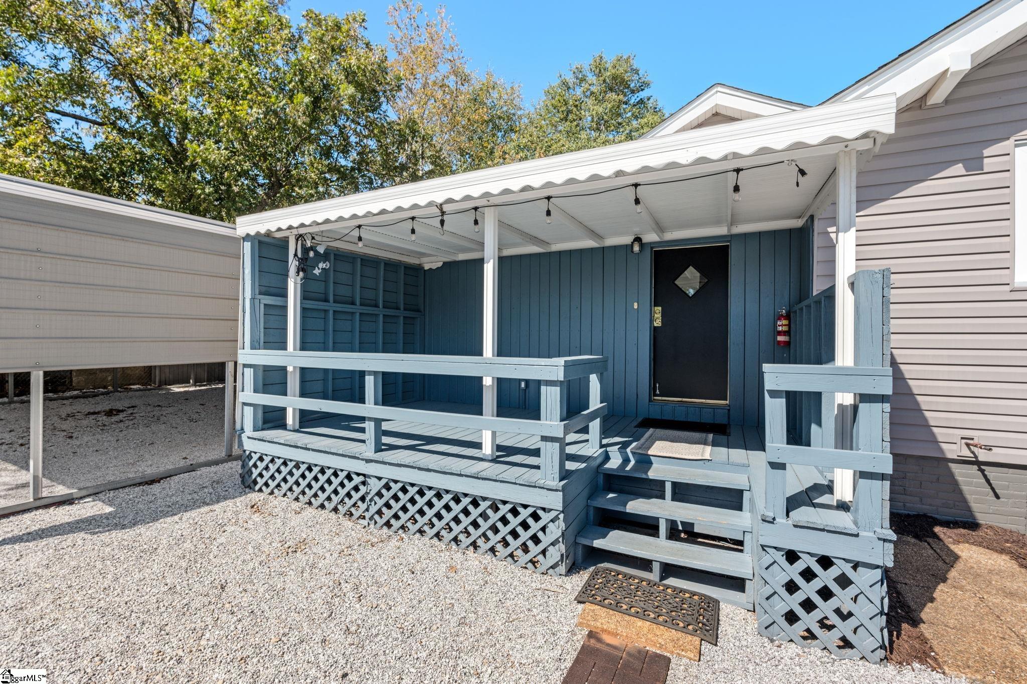 401 Gordon St Extension Greenville, SC 29611 - Photo 24 of 39