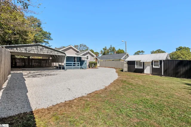 $292,500 | 401 Gordon St Extension, Greenville, SC 29611