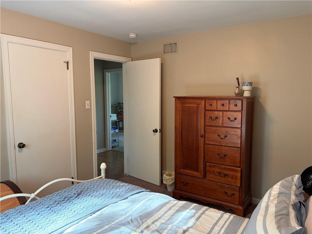 359 Dorseyville Road Pittsburgh, PA 15215 - Photo 17 of 29 a view of room with wooden floor