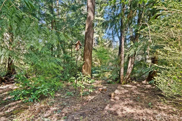 $650,000 | 5496 Northeast Laura Loop, Poulsbo, WA 98370