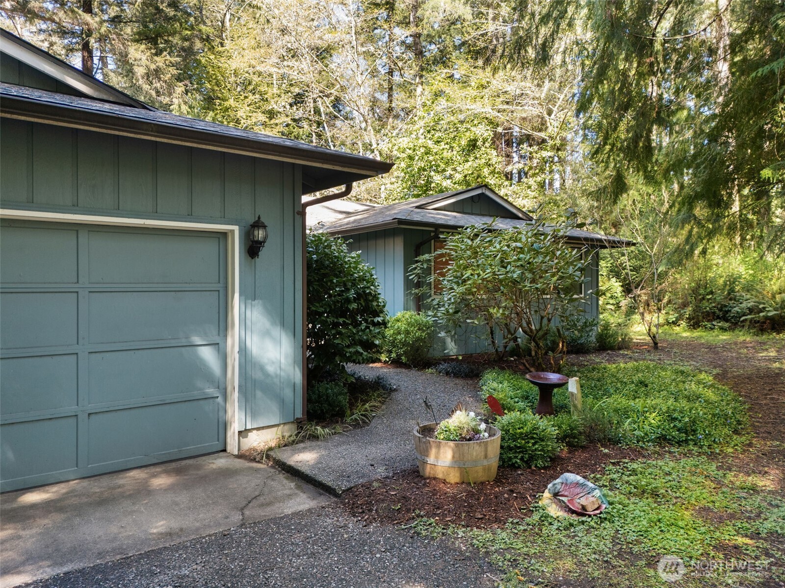5496 Northeast Laura Loop Poulsbo, WA 98370 - Photo 3 of 34