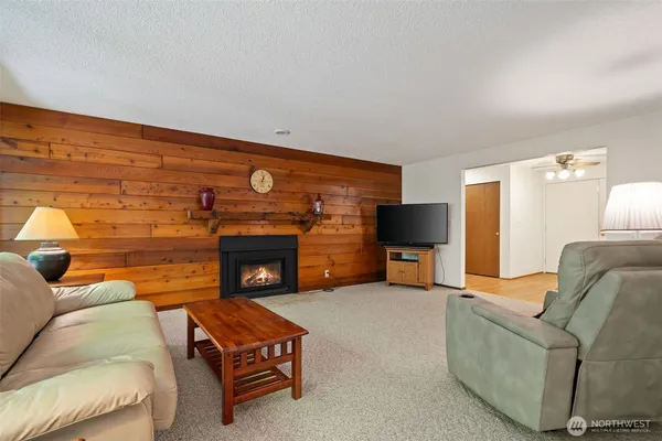 $650,000 | 5496 Northeast Laura Loop, Poulsbo, WA 98370
