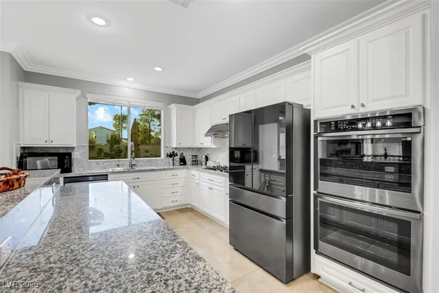 $5,750 | 9495 Vieno Canyon Street, Las Vegas, NV 89123