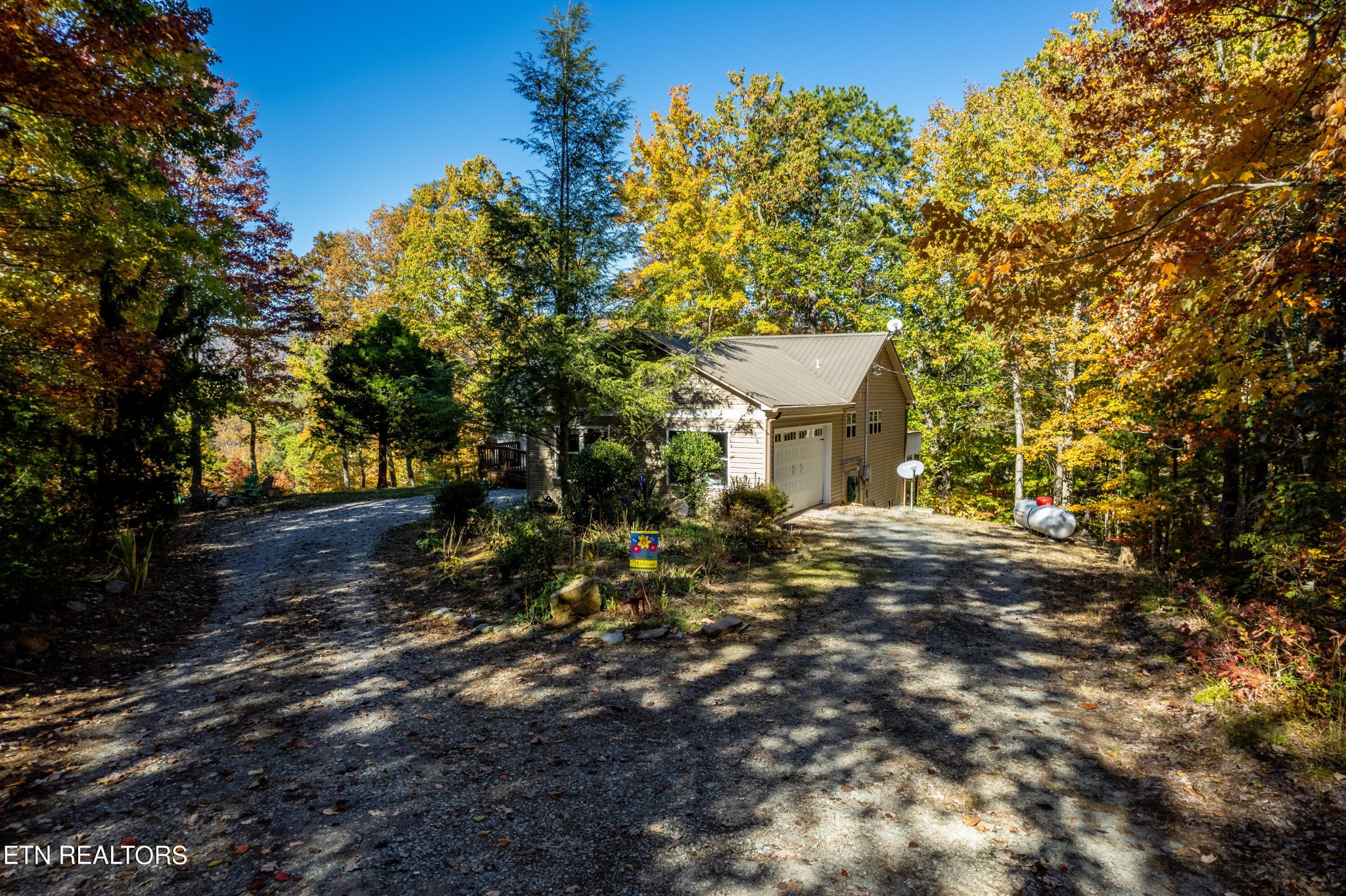 1621 Walnut Flats Road Walland, TN 37886 - Photo 5 of 57 Gallery Image 5
