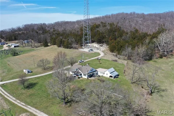 $550,000 | 14 Meador Lane, New Florence, MO 63363