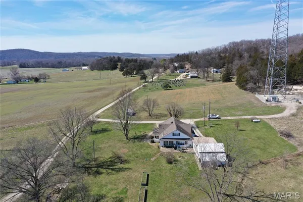 $550,000 | 14 Meador Lane, New Florence, MO 63363