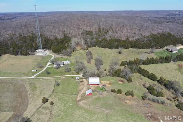 $550,000 | 14 Meador Lane, New Florence, MO 63363