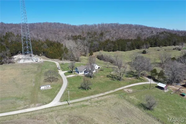 $550,000 | 14 Meador Lane, New Florence, MO 63363
