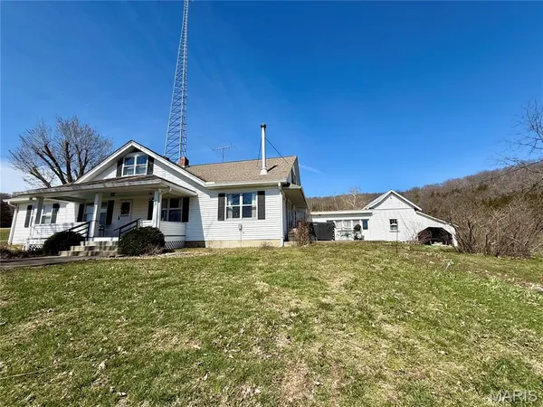 $550,000 | 14 Meador Lane, New Florence, MO 63363