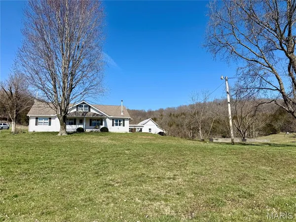 $550,000 | 14 Meador Lane, New Florence, MO 63363