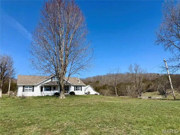 $550,000 | 14 Meador Lane, New Florence, MO 63363