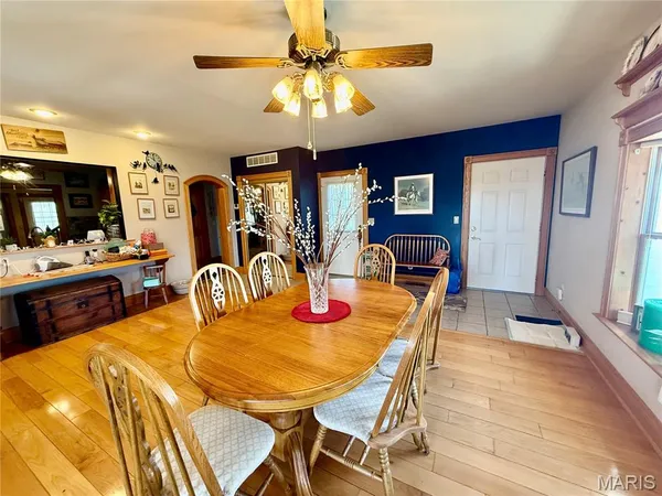 $550,000 | 14 Meador Lane, New Florence, MO 63363