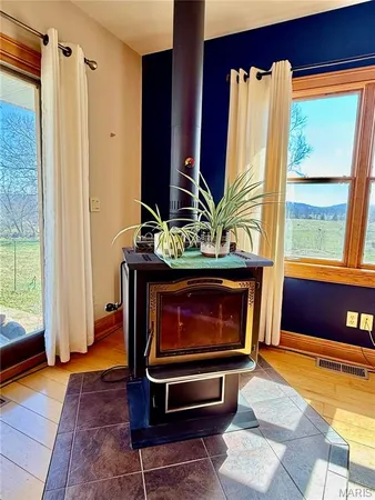 $550,000 | 14 Meador Lane, New Florence, MO 63363