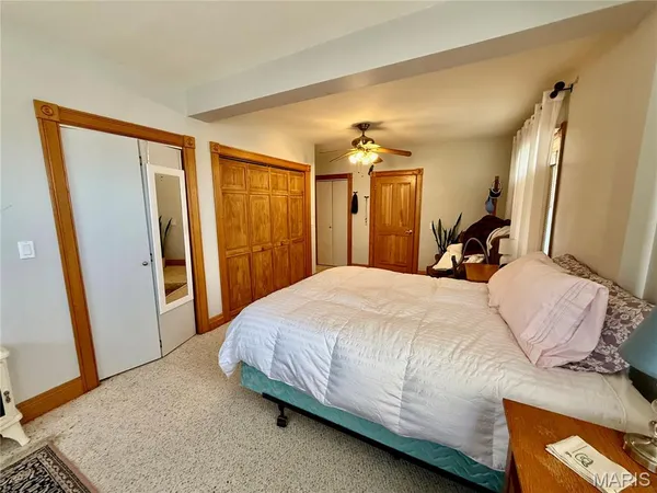 $550,000 | 14 Meador Lane, New Florence, MO 63363