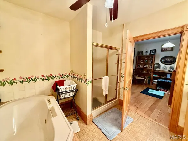 $550,000 | 14 Meador Lane, New Florence, MO 63363