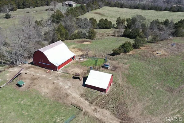 $550,000 | 14 Meador Lane, New Florence, MO 63363