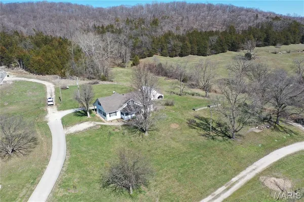 $550,000 | 14 Meador Lane, New Florence, MO 63363
