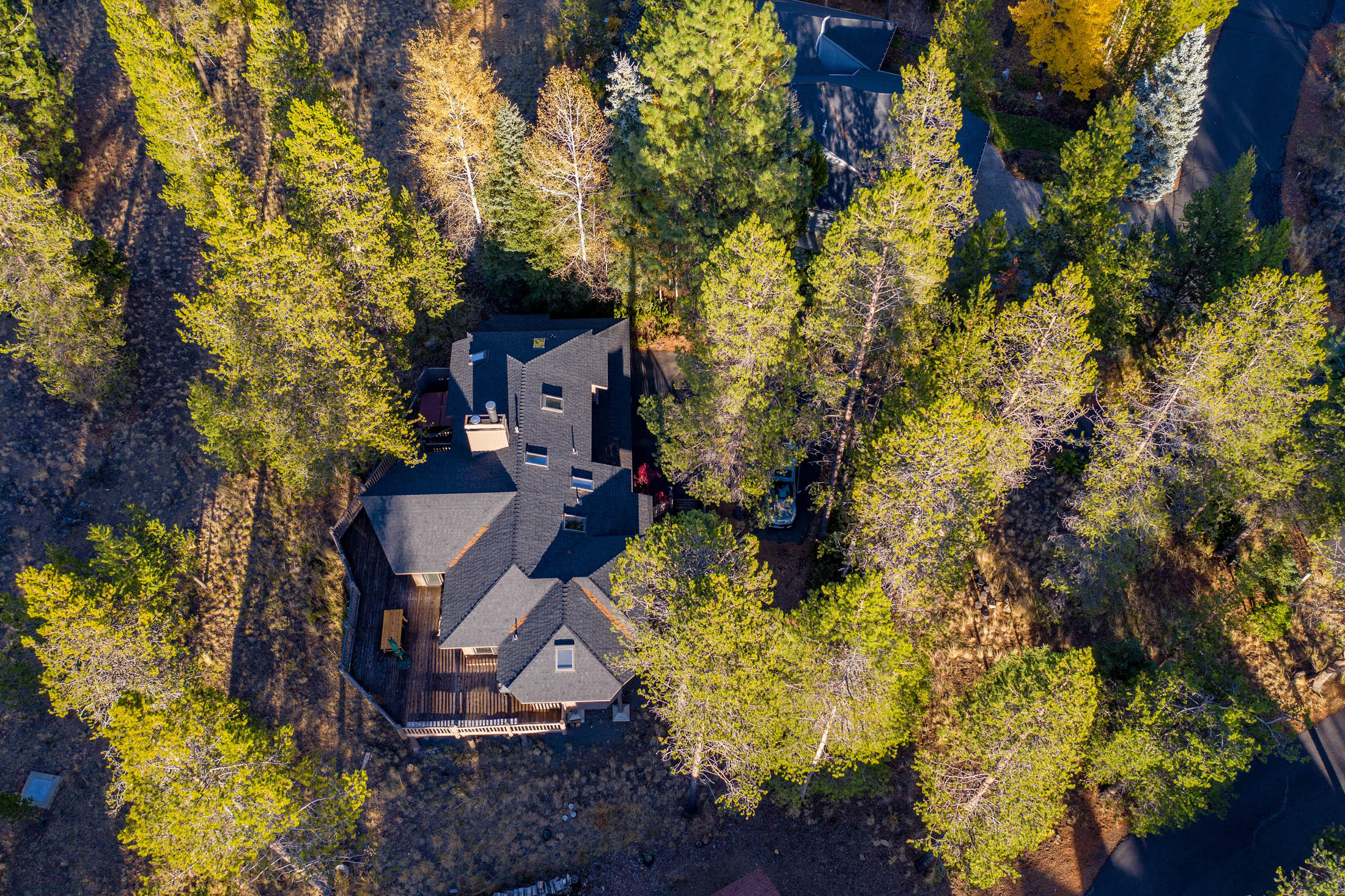 27 Oregon Loop Sunriver, OR 97707 - Photo 2 of 32 27 Oregon Loop aerial_0145 copy