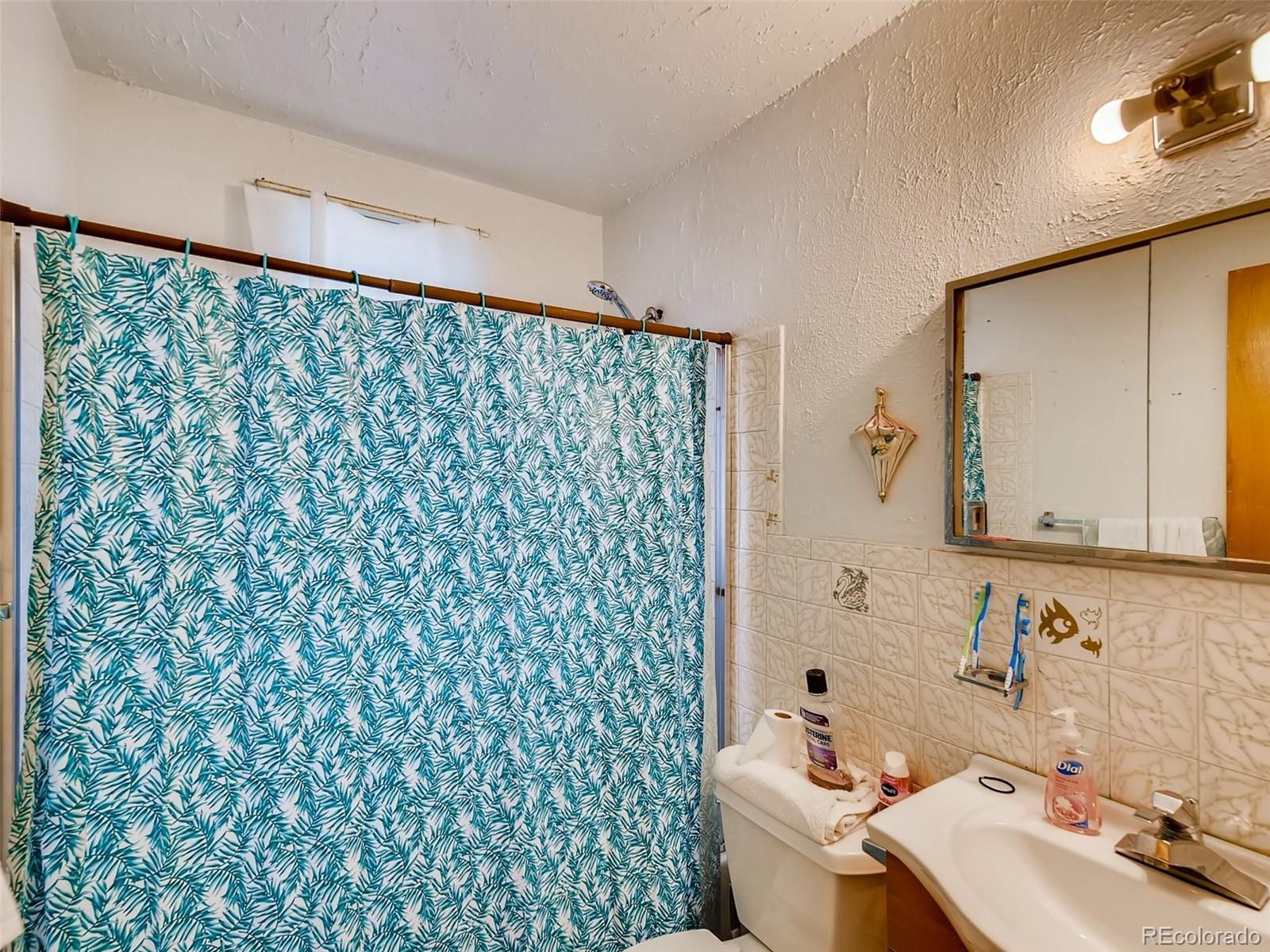 600 Bronco Road Denver, CO 80221 - Photo 11 of 13