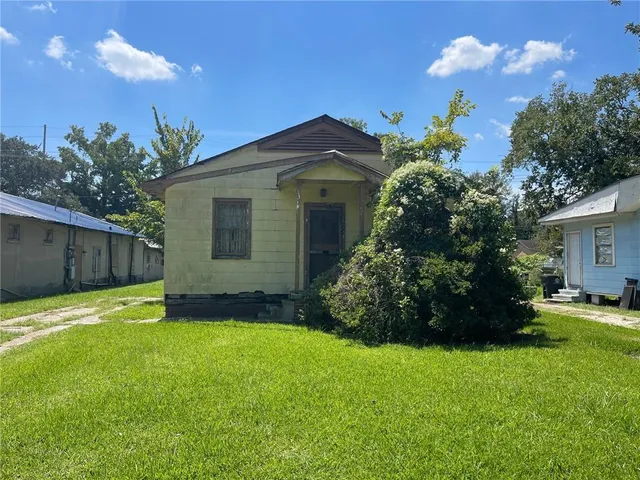 $34,900 | 2674 Iberia Street, Baton Rouge, LA 70805