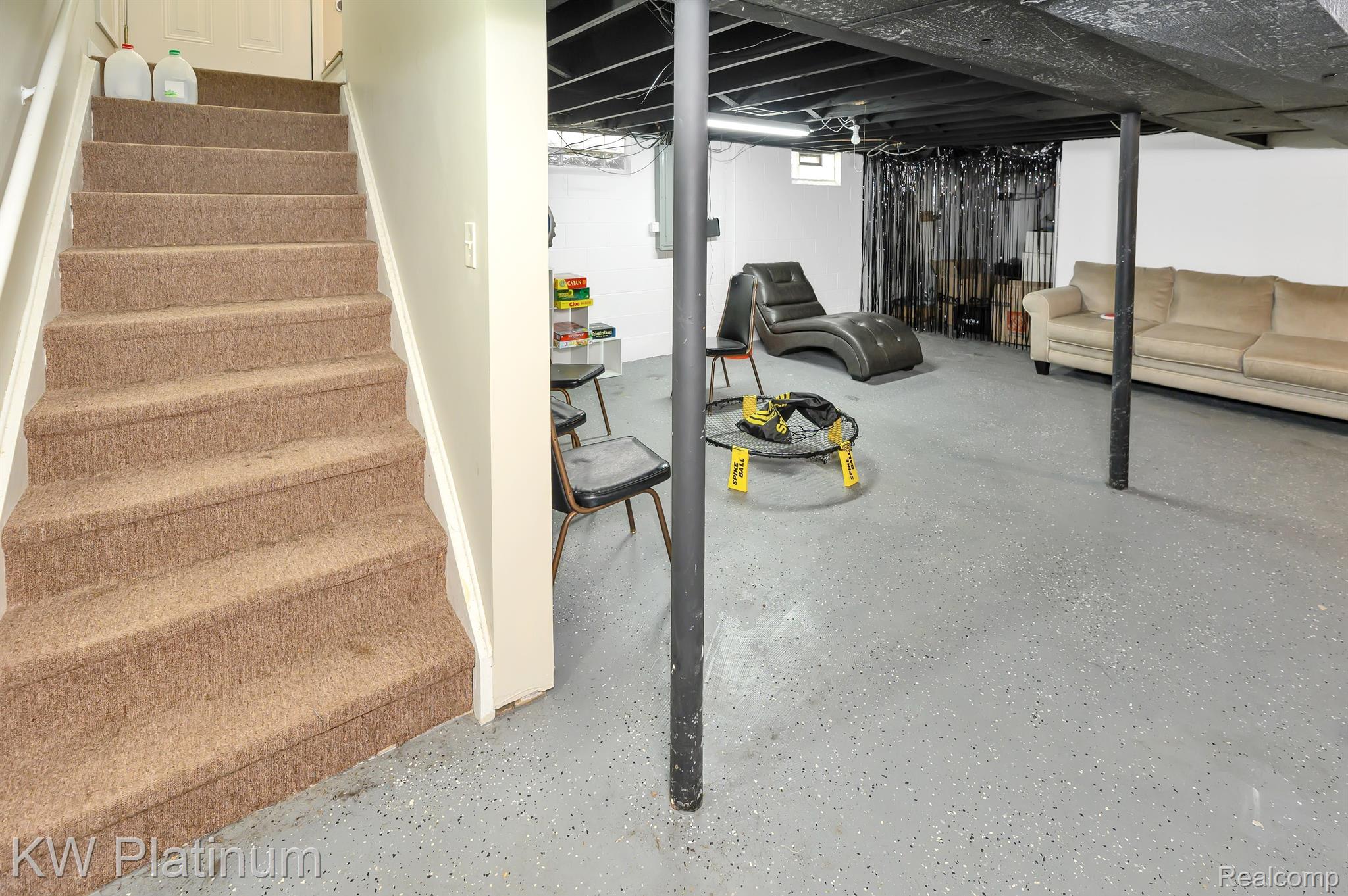46165 Dequindre Road Rochester, MI 48307 - Photo 25 of 46 Gallery Image 25