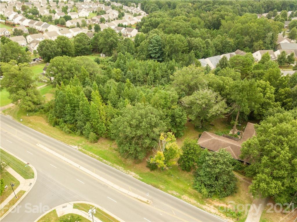 2101 McKee Road Matthews, NC 28105 - Photo 2 of 21 Gallery Image 2