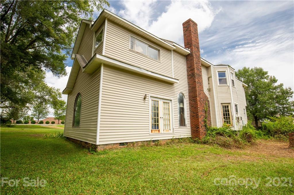 2101 McKee Road Matthews, NC 28105 - Photo 15 of 21 Gallery Image 15