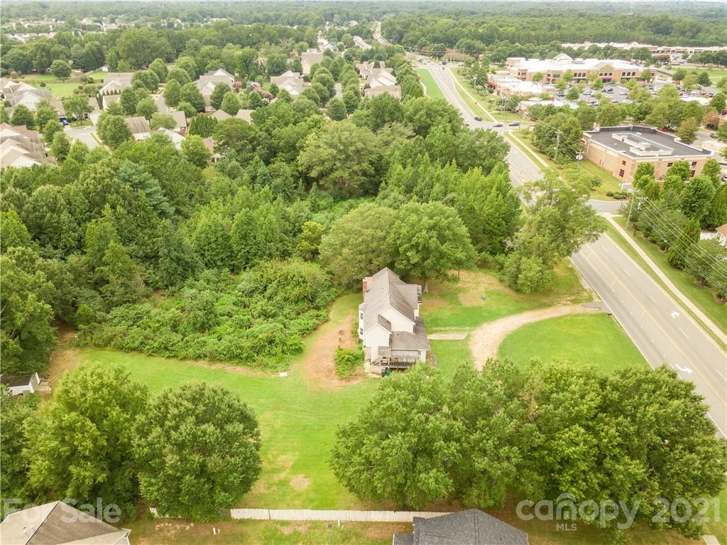 2101 McKee Road Matthews, NC 28105 - Photo 5 of 21 Gallery Image 5