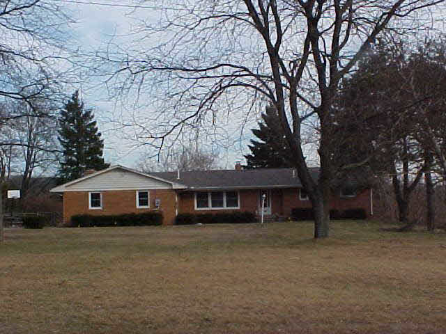 9340 Jackman Road Temperance, MI 48182 - Photo 2 of 11 front