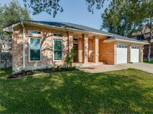 $499,999 | 1902 Overland Drive, Leander, TX 78641