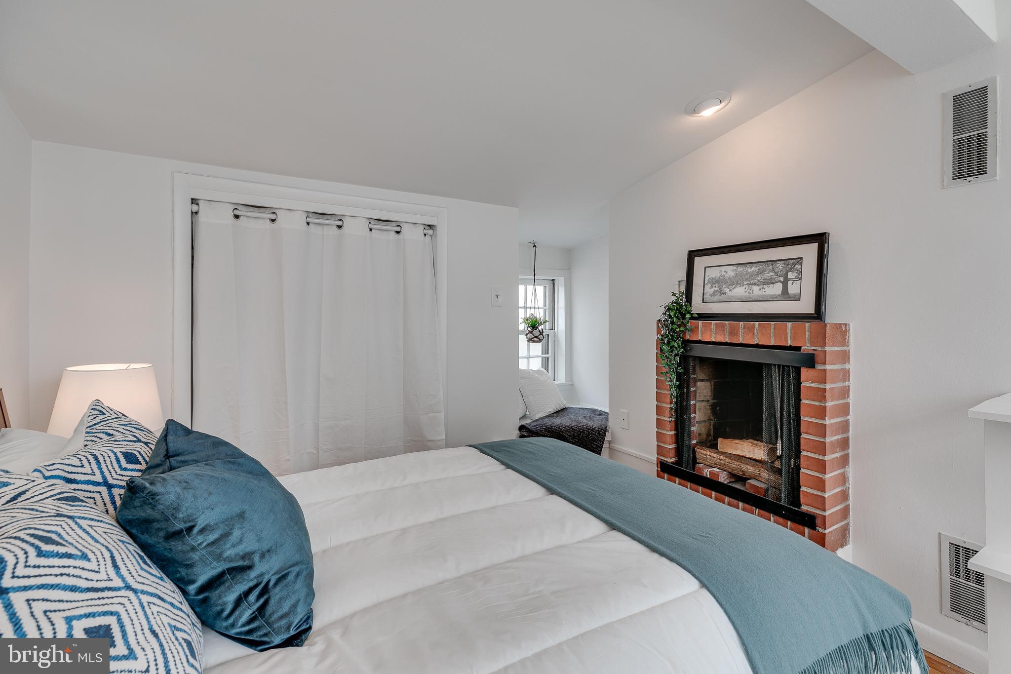 718 Addison Street, Unit A Philadelphia, PA 19147 - Photo 19 of 25 Gallery Image 19