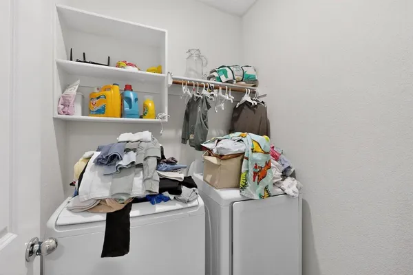 $1,975 | 423 Pepperbark Avenue, Princeton, TX 75407