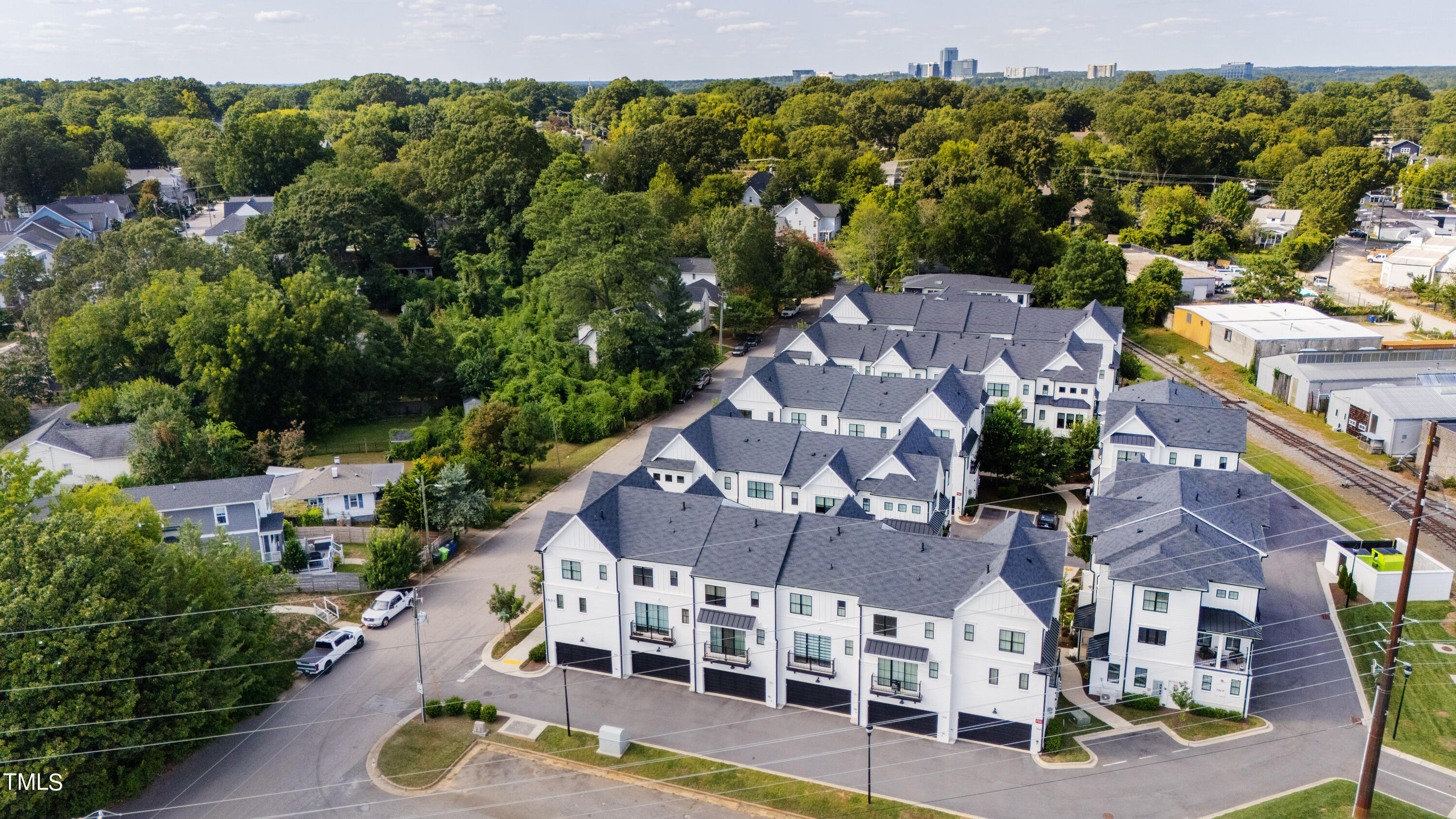 1610 Draper View Loop, Unit 106 Raleigh, NC 27608 - Photo 31 of 36 Drone 4