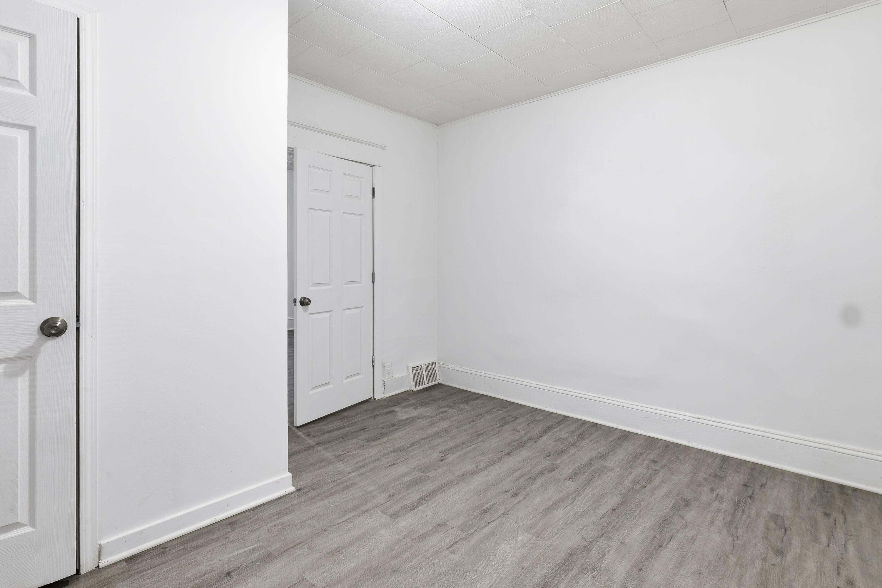 3069 North 29th Street, Unit 3069A Milwaukee, WI 53210 - Photo 19 of 27 19-print-_1577379 Alexis Treadway