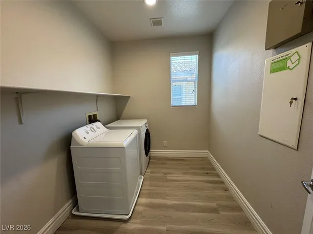 $2,700 | 174 Castle Course Avenue, Las Vegas, NV 89148