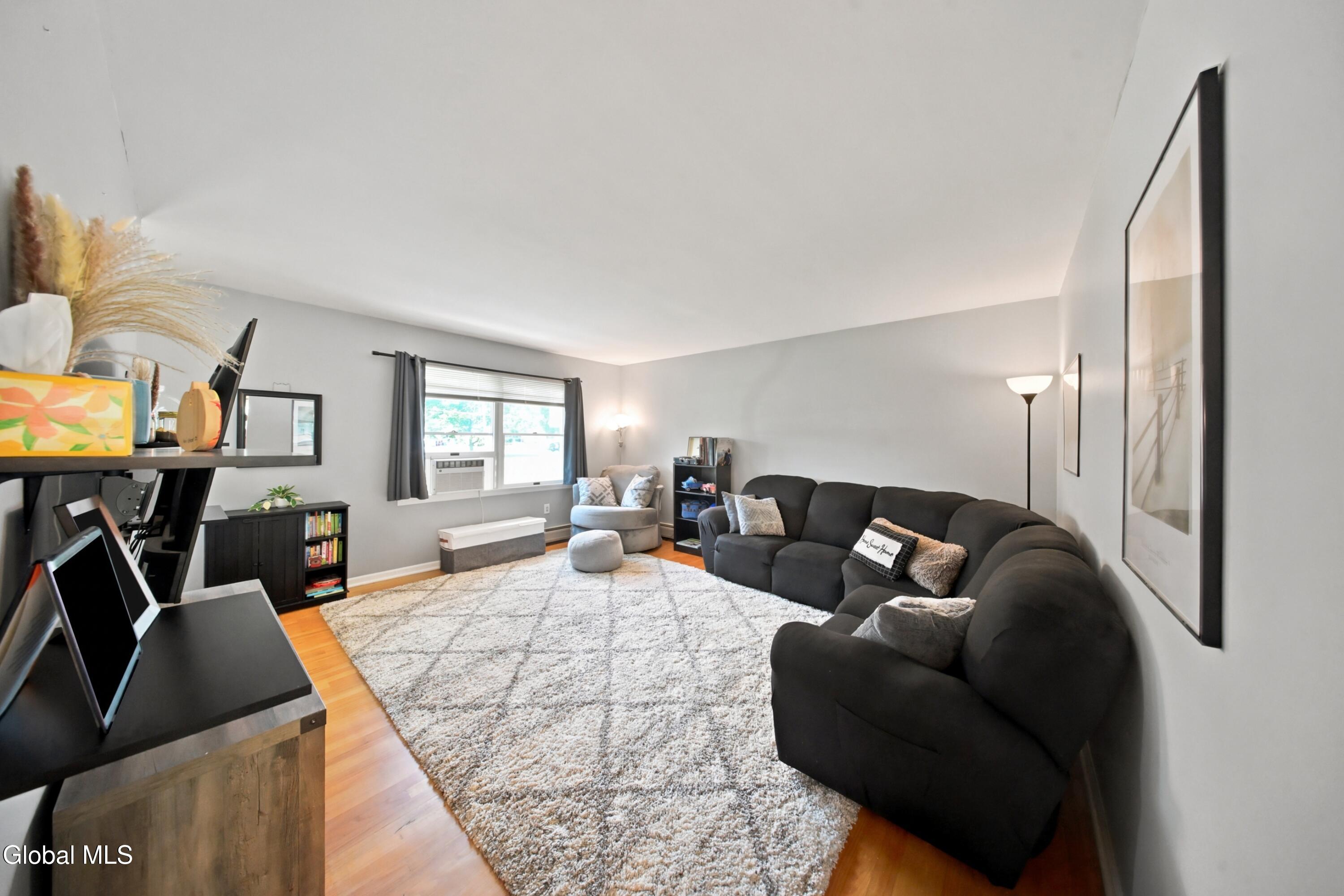 132 Spring Road Glenville, NY 12302 - Photo 6 of 49 6