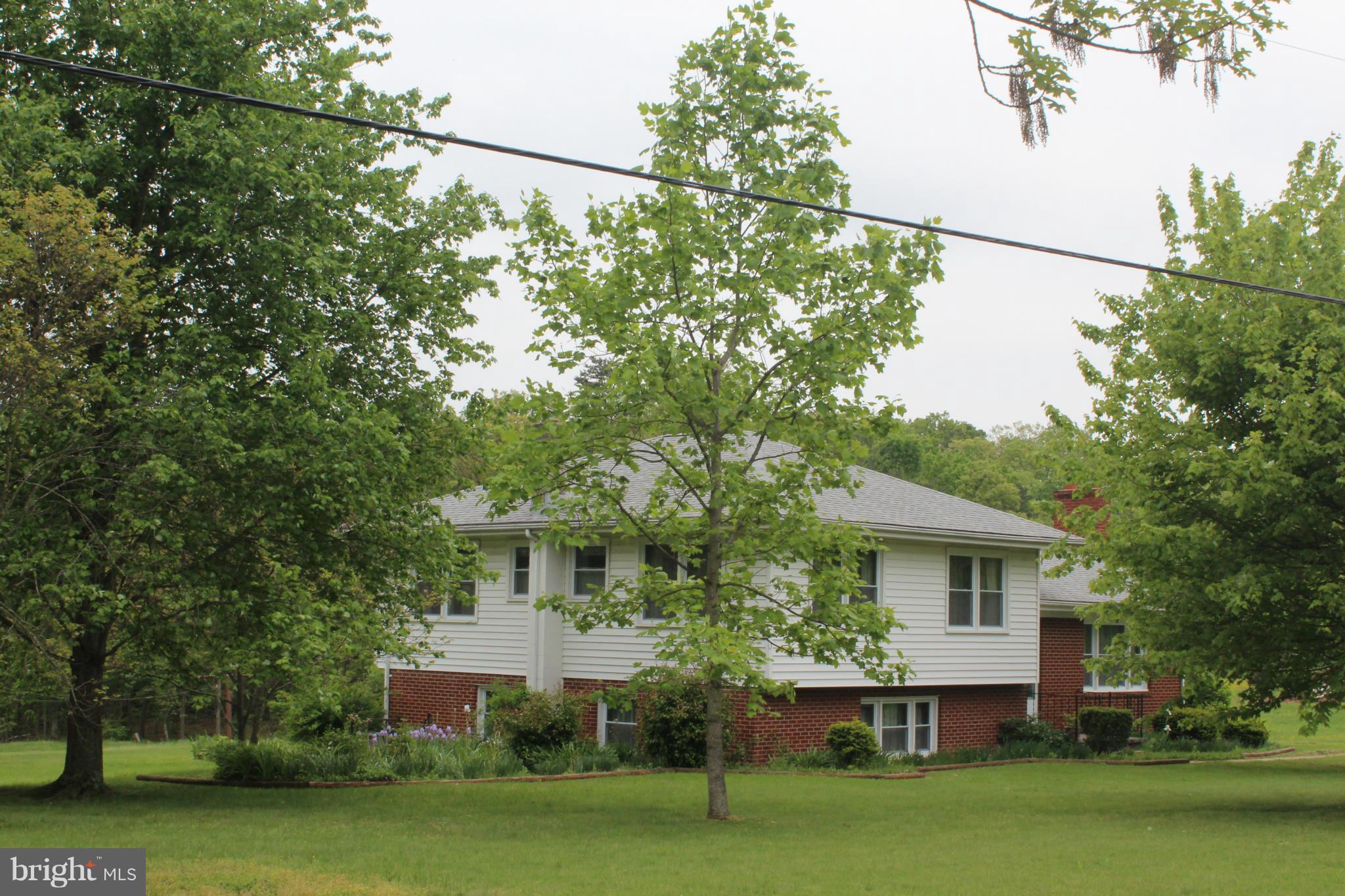 304 Laing Road Front Royal, VA 22630 - Photo 3 of 29 Exterior (Front)