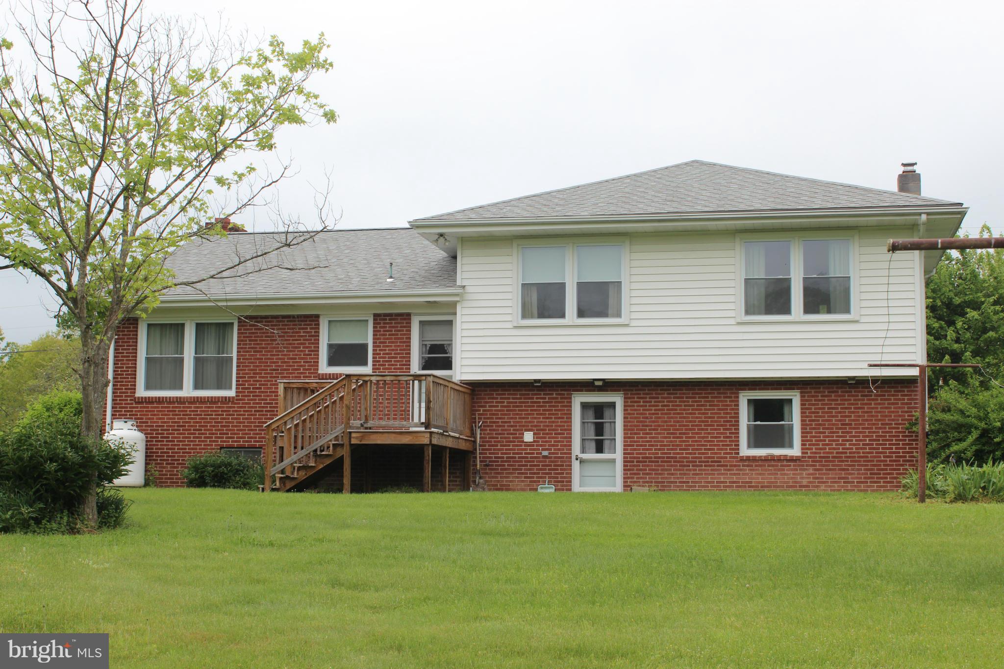 304 Laing Road Front Royal, VA 22630 - Photo 5 of 29 Exterior (General)