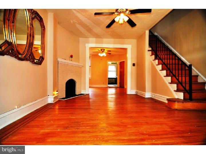 336 Huntley Road Upper Darby, PA 19082 - Photo 2 of 12