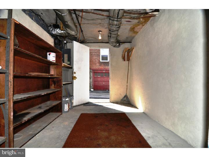 336 Huntley Road Upper Darby, PA 19082 - Photo 11 of 12